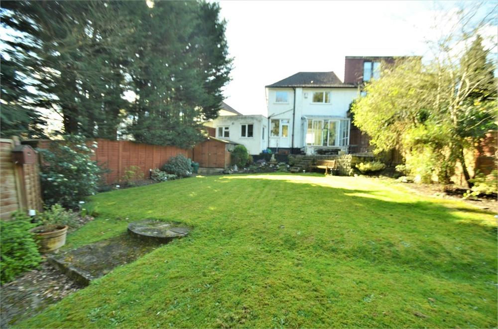 Highview Gardens, Edgware
